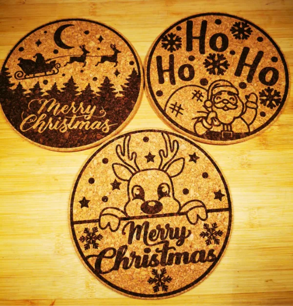 Topfuntersetzer aus Kork mit Weihnachtsmotiv